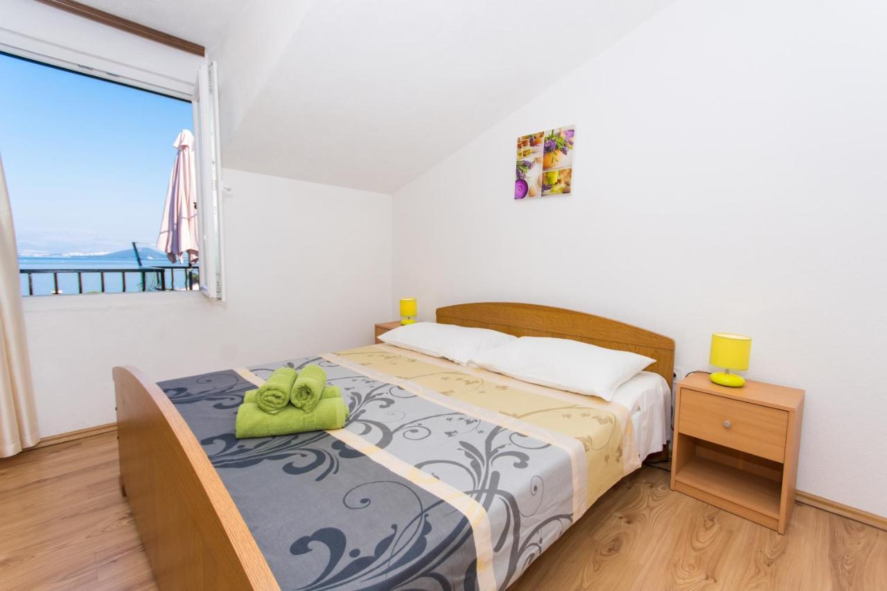 Apartments By The Sea Slatine, Ciovo - 1126 Trogir Ngoại thất bức ảnh