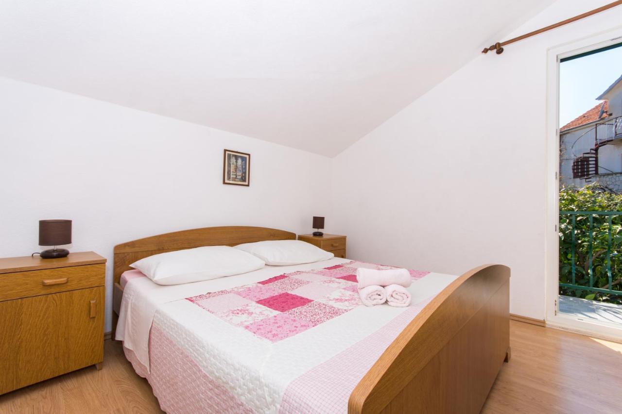 Apartments By The Sea Slatine, Ciovo - 1126 Trogir Ngoại thất bức ảnh