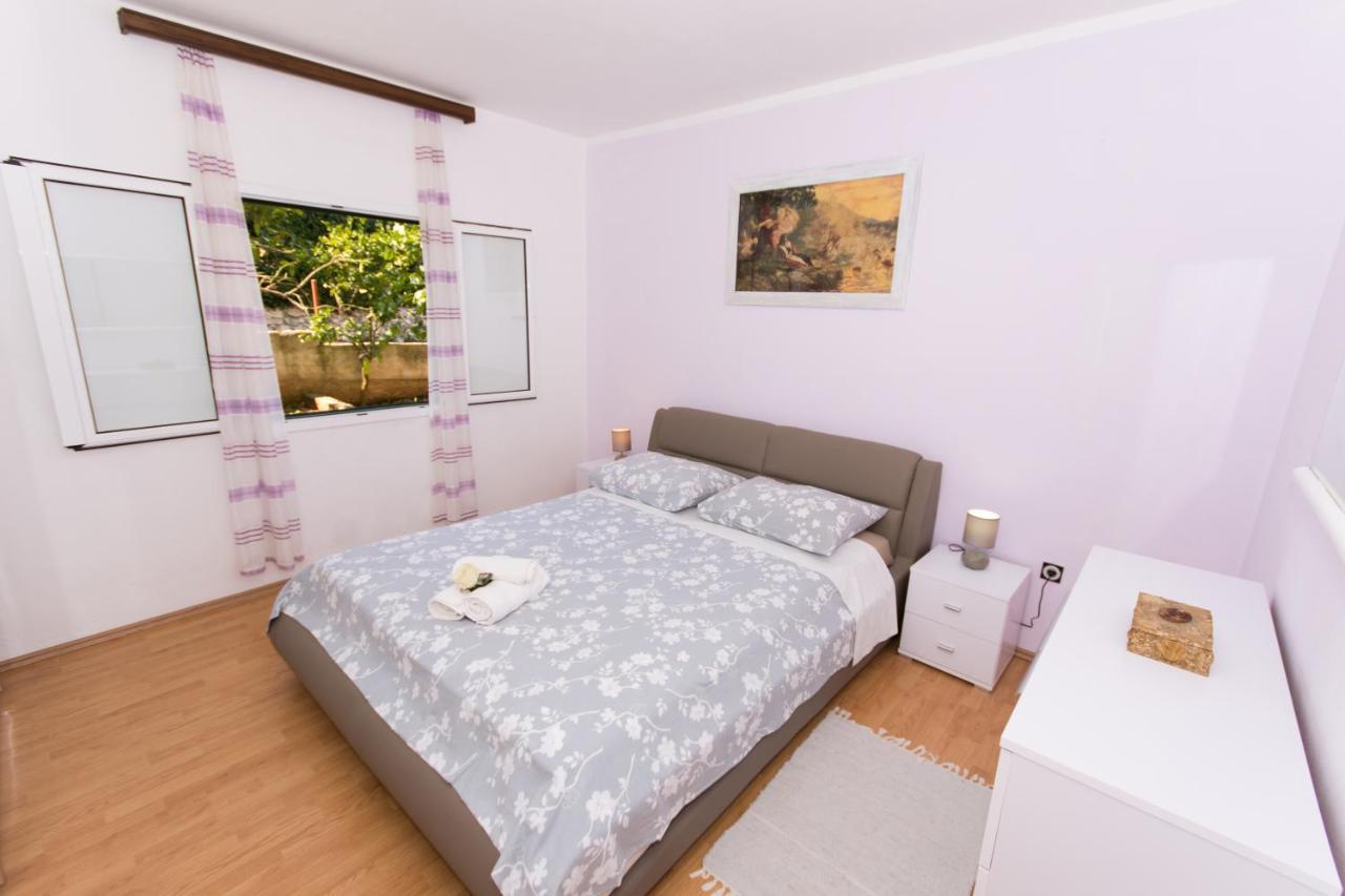 Apartments By The Sea Slatine, Ciovo - 1126 Trogir Ngoại thất bức ảnh