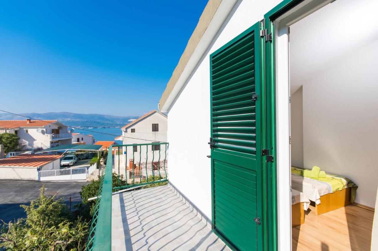 Apartments By The Sea Slatine, Ciovo - 1126 Trogir Ngoại thất bức ảnh