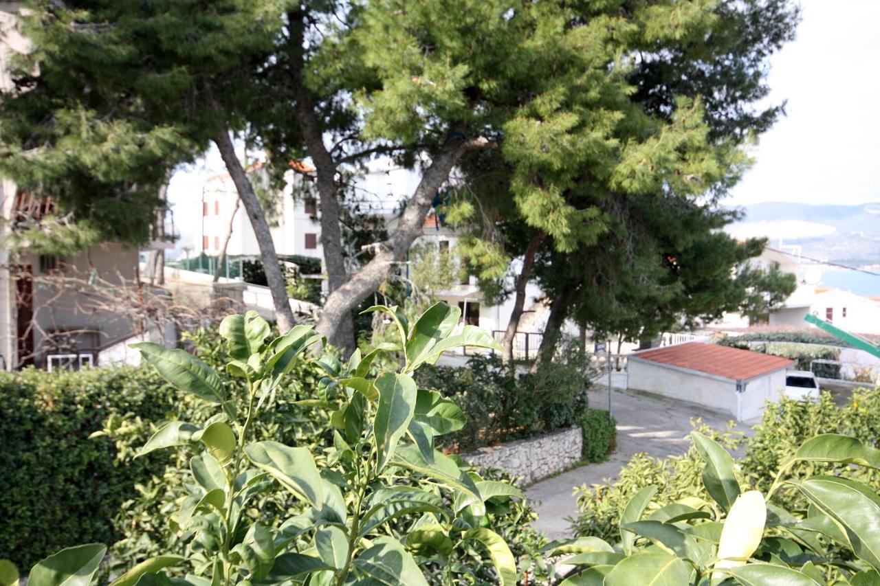 Apartments By The Sea Slatine, Ciovo - 1126 Trogir Ngoại thất bức ảnh