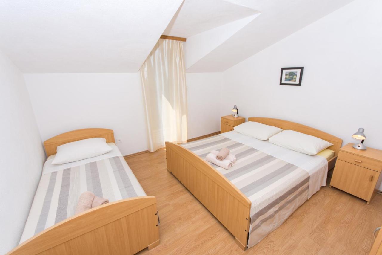 Apartments By The Sea Slatine, Ciovo - 1126 Trogir Ngoại thất bức ảnh